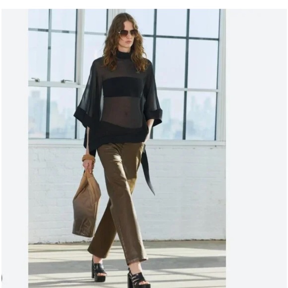NWT  Zara RELAXED MID-WAIST SIZE  EUR 26. USA 2🚨FIRM PRICE NO DISCOUNT